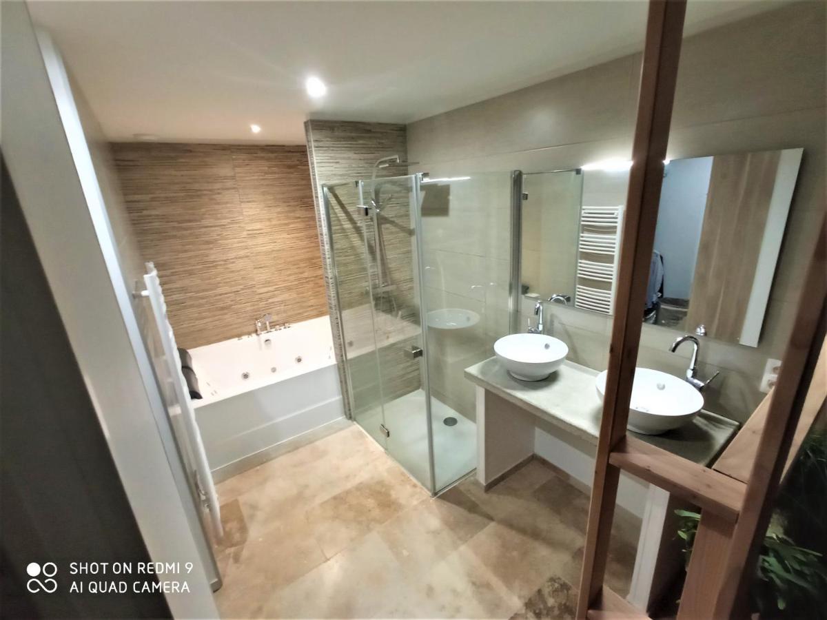 Villa Entiere Bellevue - Balneo - Piscine - Clim Montséret Екстериор снимка
